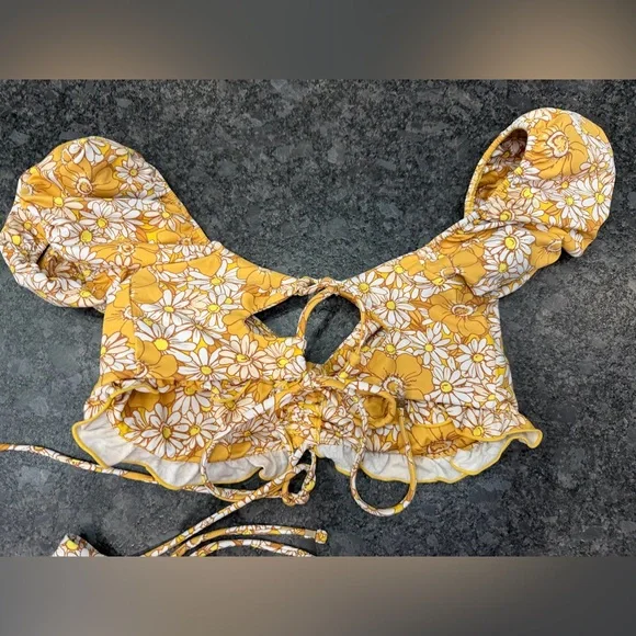 P2F - Retro Floral Off Shoulder Bikini Set - New Without Tags - Large - Picture 2 of 5